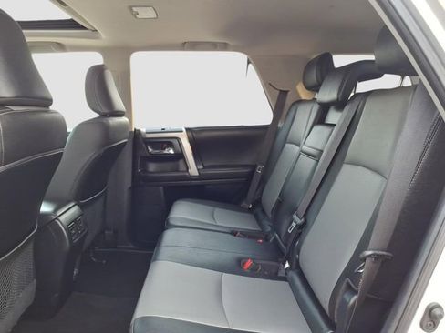 Used 2020 Toyota 4Runner SR5 Premium w/ Moonroof Package AWD/4WD image 10