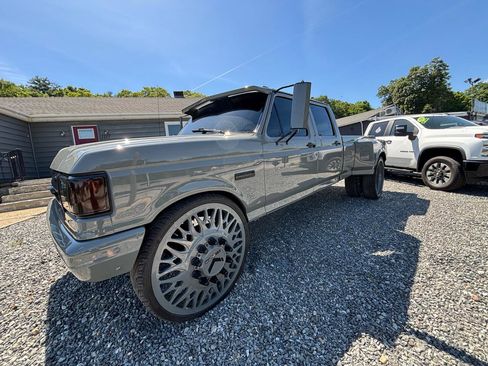 Used 1989 Ford F350 2WD Crew Cab image 8