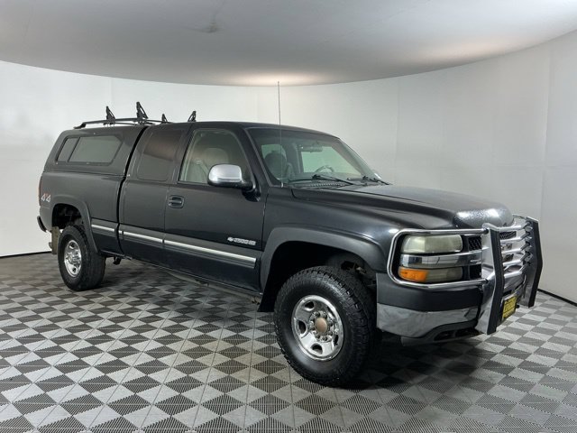 Used 2002 Chevrolet Silverado 2500 LS w/ Off-Road Skid Plate Pkg AWD/4WD image 3