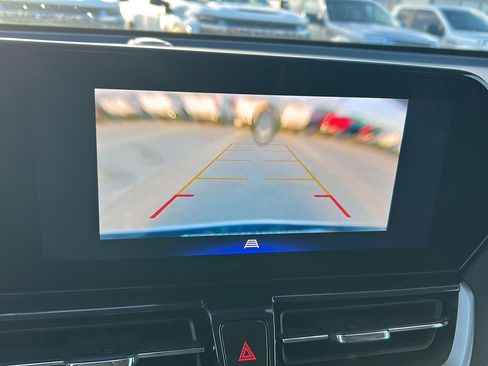 Used 2025 Chevrolet TrailBlazer LT w/ Driver Confidence Package image 26