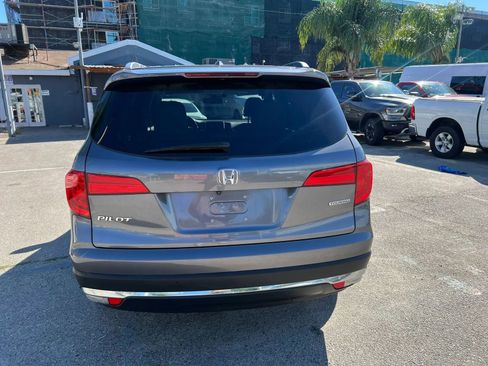 Used 2016 Honda Pilot Touring image 6