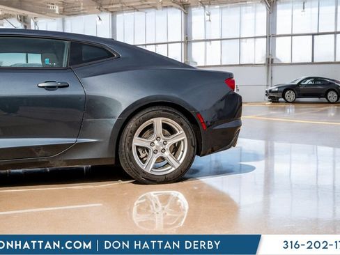 Used 2022 Chevrolet Camaro LT image 30