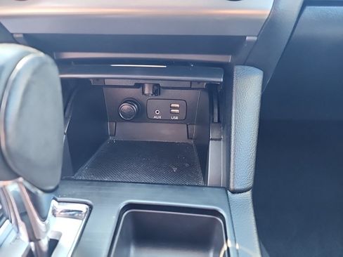 Used 2016 Subaru Outback 2.5i Limited AWD/4WD image 22