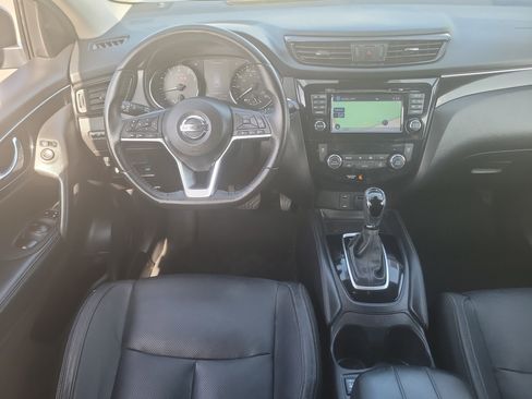 Used 2018 Nissan Rogue Sport SL w/ SL Premium Package image 8