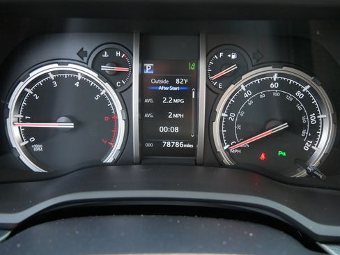 Used 2022 Toyota 4Runner Limited AWD/4WD image 21