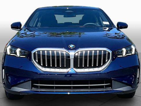 New 2026 BMW 530i xDrive w/ Premium Package AWD/4WD image 3