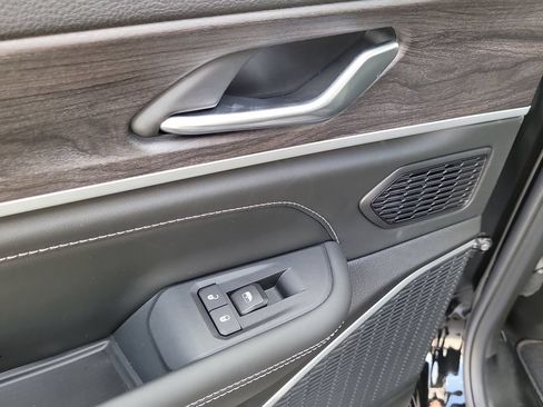 New 2026 Jeep Grand Cherokee L Limited AWD/4WD image 12