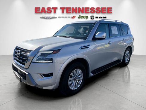 Used 2024 Nissan Armada SV image 7