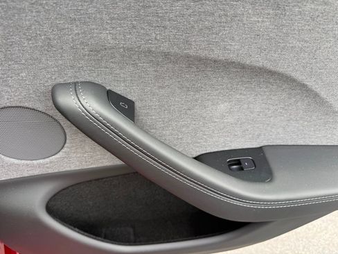 Used 2025 Tesla Model 3 Long Range RWD image 27