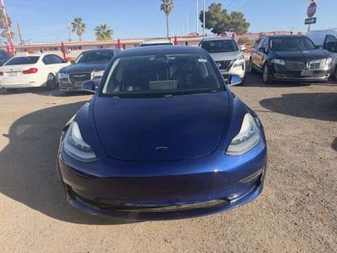 Used 2018 Tesla Model 3 Long Range image 2