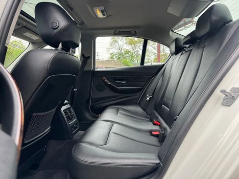 Used 2014 BMW 328i xDrive Sedan AWD/4WD image 18