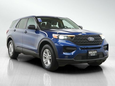 Used 2023 Ford Explorer 4WD w/ Class IV Trailer Tow Package image 8