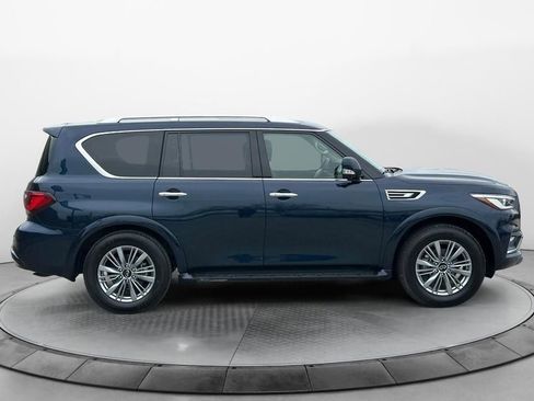 Used 2024 INFINITI QX80 Luxe image 2