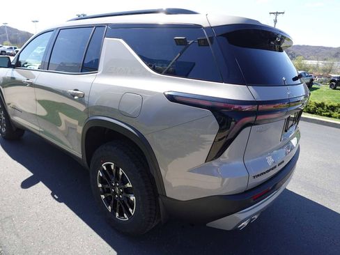 New 2026 Chevrolet Traverse Z71 w/ Driver Confidence Package AWD/4WD image 7