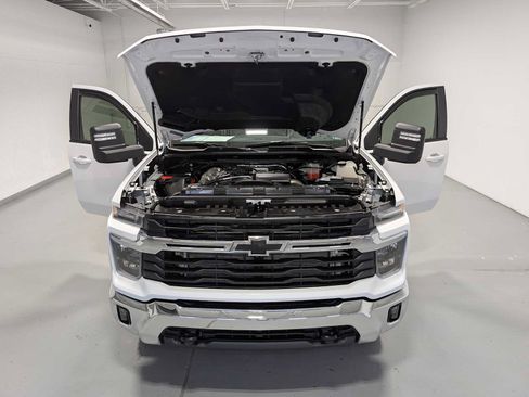 Used 2024 Chevrolet Silverado 2500 LT w/ All Star Edition AWD/4WD image 15