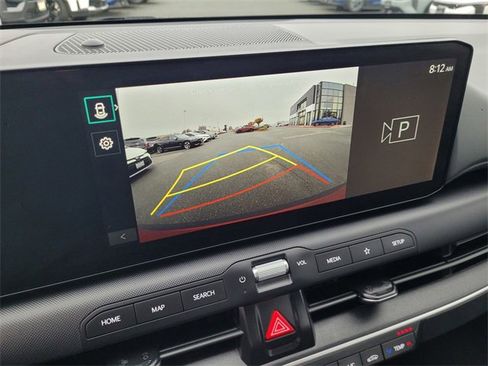 Used 2025 Kia K4 LXS image 12