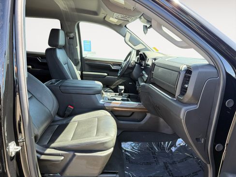 Used 2024 Chevrolet Silverado 1500 RST w/ Convenience Package II AWD/4WD image 19