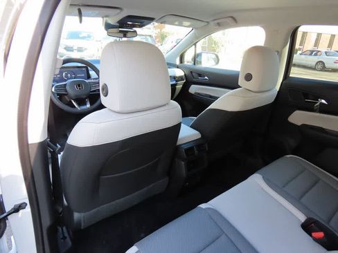 New 2026 Honda Prologue EX image 14