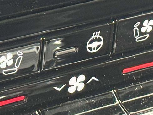 New 2025 Jeep Grand Cherokee Overland w/ Trailer Tow Package image 33