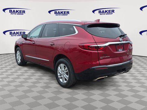 Used 2020 Buick Enclave Essence w/ Sound and Sites Package image 5