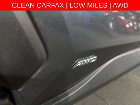 Used 2019 Toyota RAV4 LE w/ Carpet Mat Package AWD/4WD image 22