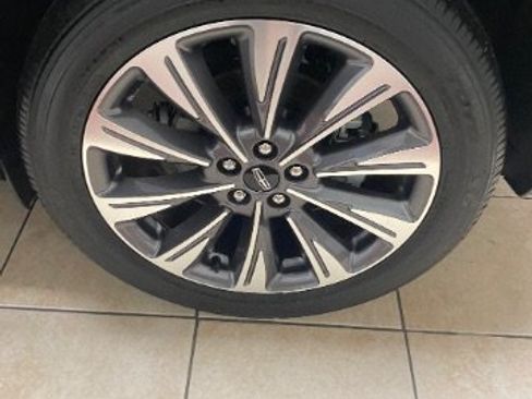 Used 2020 Lincoln Corsair Reserve w/ Equipment Group 201A AWD/4WD image 28