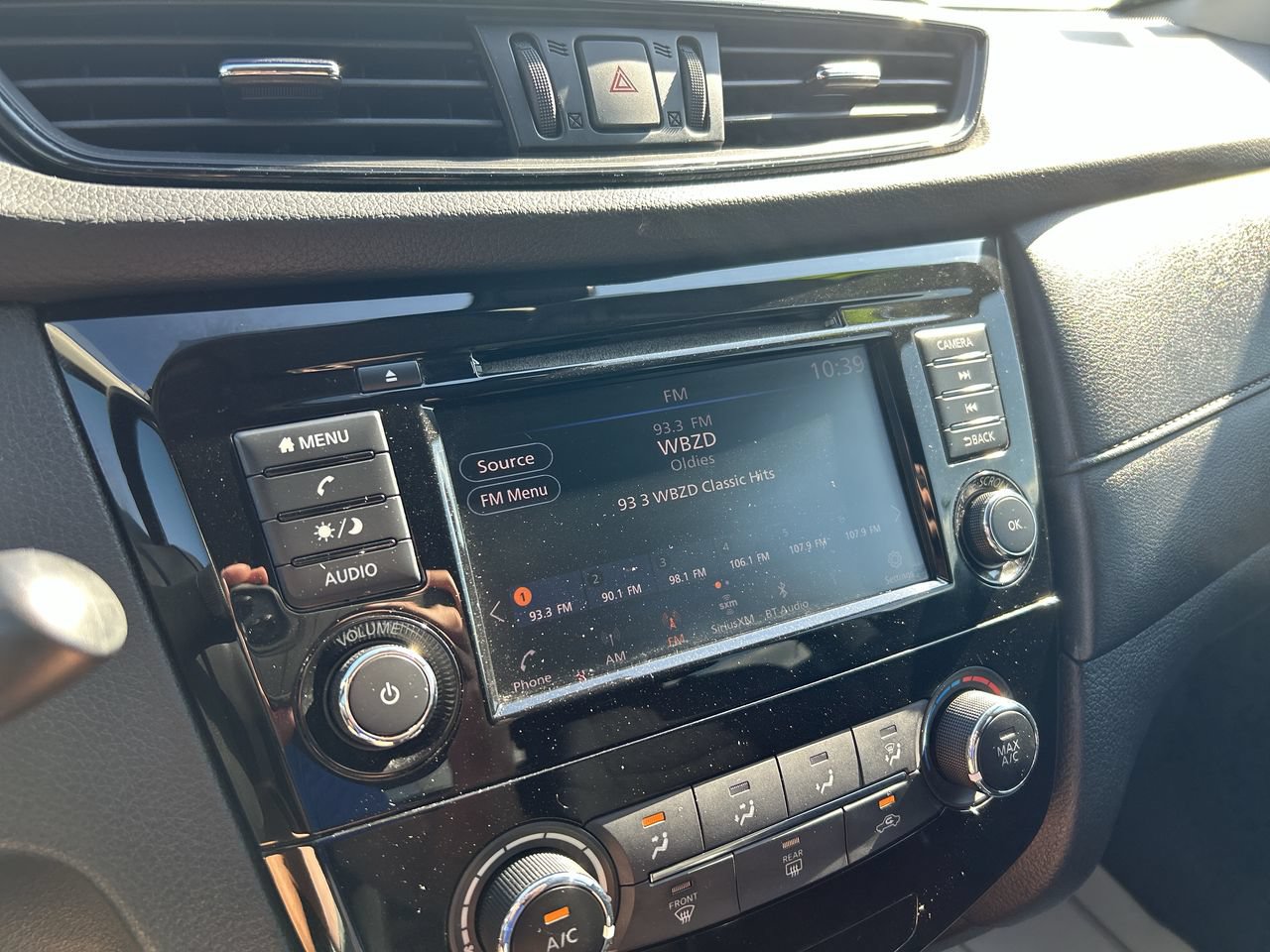 Used 2019 Nissan Rogue S w/ Special Edition Package FWD image 27