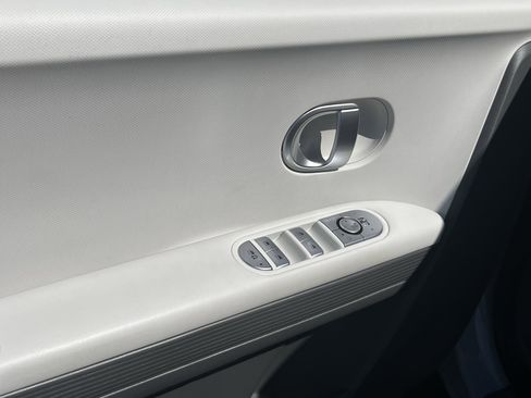 Certified 2024 Hyundai Ioniq 5 SEL RWD image 22