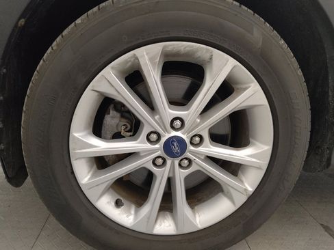 Used 2018 Ford Escape SEL image 31