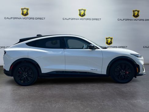Used 2025 Ford Mustang Mach-E Premium w/ Sport Appearance Package AWD/4WD image 4