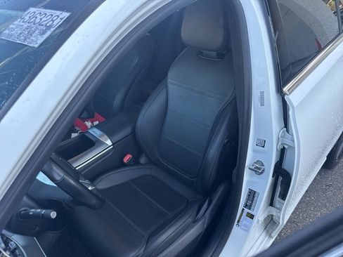 Used 2023 Mercedes-Benz C 300 Sedan image 10