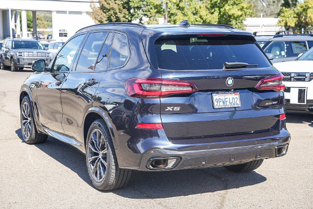 Used 2021 BMW X5 xDrive40i w/ M Sport Package AWD/4WD image 2