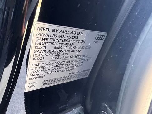 Used 2021 Audi Q8 Premium w/ Black Optic Package image 36