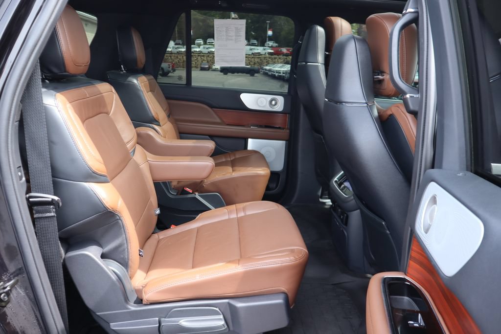 Used 2024 Lincoln Navigator L Reserve AWD/4WD image 29