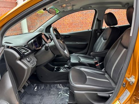 Used 2019 Chevrolet Spark ACTIV image 21