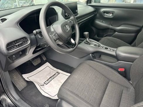 Used 2025 Honda HR-V LX image 10