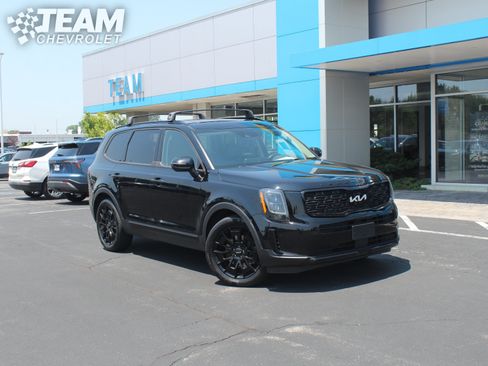 Used 2022 Kia Telluride EX w/ EX Premium Package AWD/4WD image 2