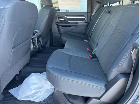 New 2026 RAM 2500 Big Horn AWD/4WD image 12