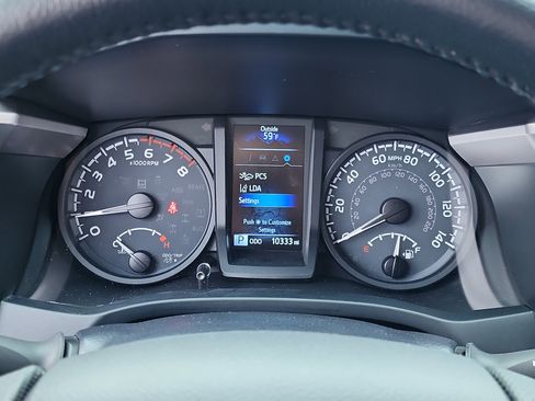 Used 2022 Toyota Tacoma SR5 image 22