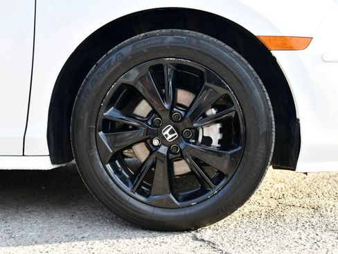 Used 2023 Honda Odyssey Sport image 29