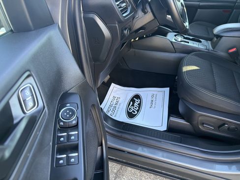 Used 2024 Ford Escape Active image 11