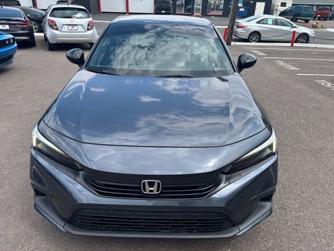 Used 2023 Honda Civic Sport image 2