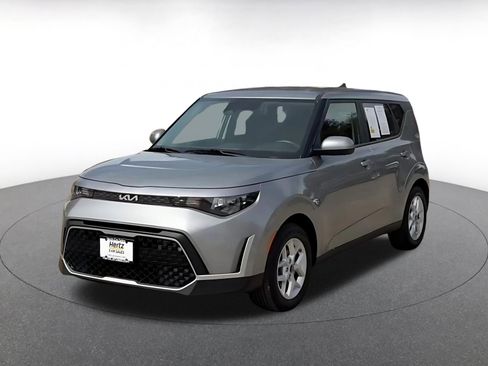 Used 2025 Kia Soul LX w/ LX Technology Package image 7