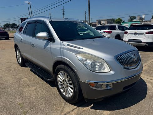 Used 2011 Buick Enclave CX image 7