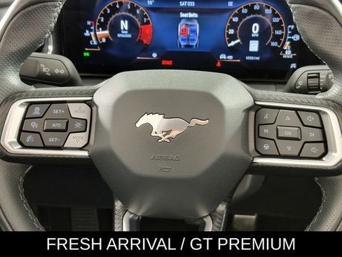 Used 2025 Ford Mustang GT Premium RWD image 25