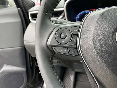 Used 2026 Toyota Corolla Cross XLE w/ Convenience Package image 19