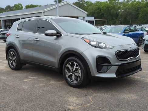 Used 2020 Kia Sportage LX w/ LX Popular Package FWD image 3