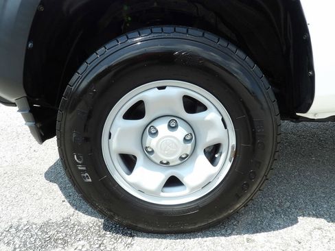 Used 2020 Toyota Tacoma SR RWD image 49