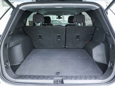 Used 2020 Chevrolet Equinox LT image 31