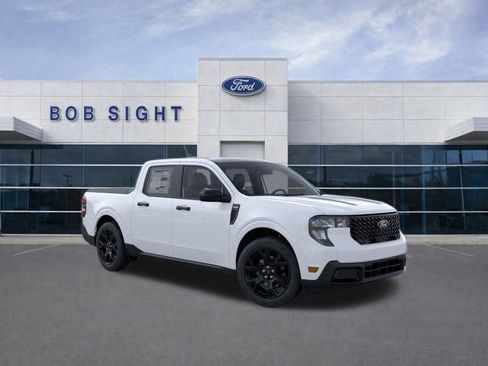 New 2025 Ford Maverick XLT w/ XLT Luxury Package image 9